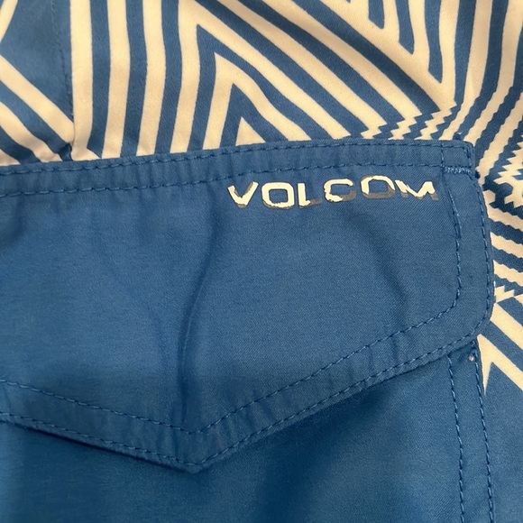 Men’s swimming trunks - Picture 5 of 5